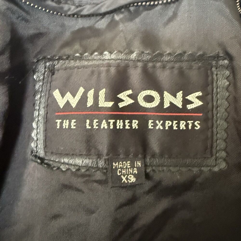 Vintage Wilson's Women's Black 100% Leather Jacket Size XS Pockets No Belt - Picture 3 of 14
